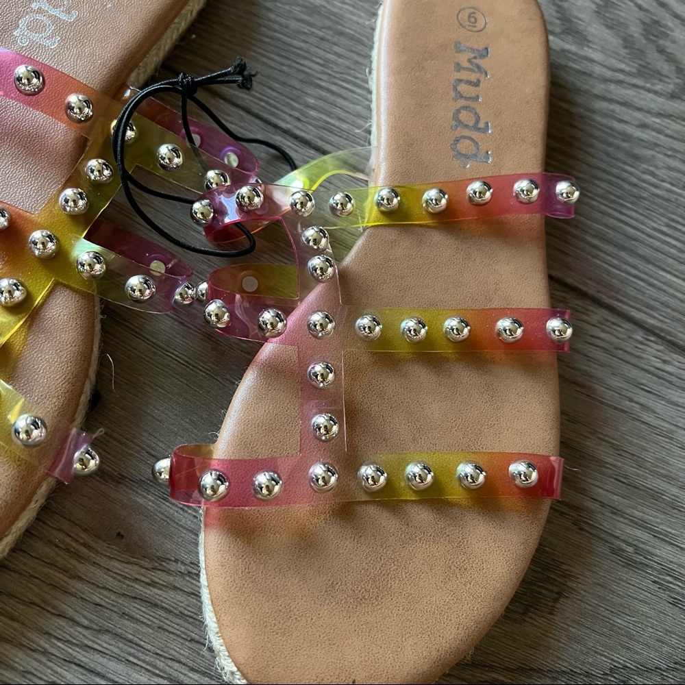 Mudd Sandals - Picture 2 of 3